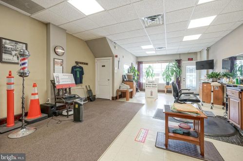 327 Haddon Ave, Camden NJ 08103-2854 exterior