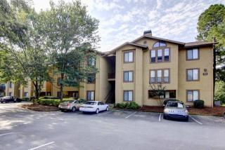 295 Belle Isle Rd, Atlanta GA  30342-2347 exterior