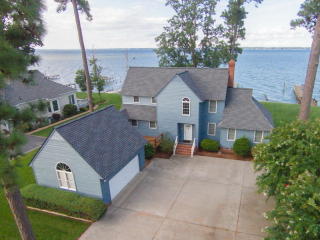 193 Kilmer Point Dr, Urbanna, VA 23175-2136