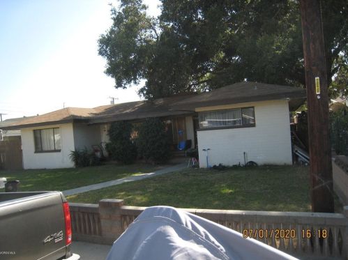 522 12th St, Santa Paula, CA 93060-1785