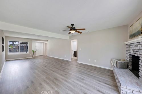 6969 Hillside Ave, Riverside CA  92504-2071 exterior