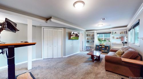 4585 Fox St, Englewood CO 80110-5620 exterior