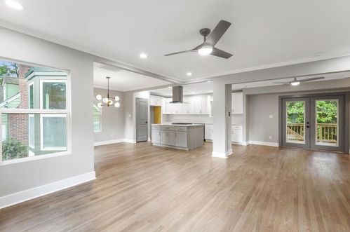 1242 Cahaba Dr, Atlanta, GA 30311-3408