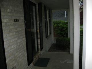 6005 Old Orchard Dr, Peoria IL  61614-3805 exterior