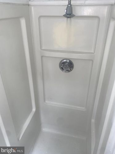 2006 4 St, Philadelphia PA 19122-1509 exterior