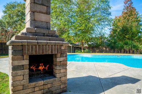 205 Bainbridge Dr, Evans GA  30809-8245 exterior