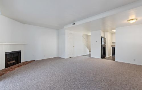 218 Entrance Rd, Santa Barbara, CA 93117-2785