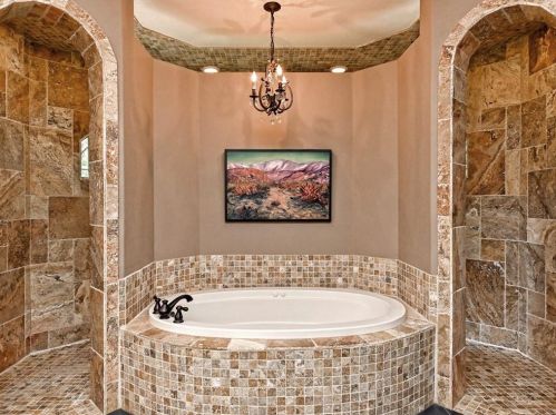 1501 Cyn Edge Dr, Austin TX  78733-2000 exterior