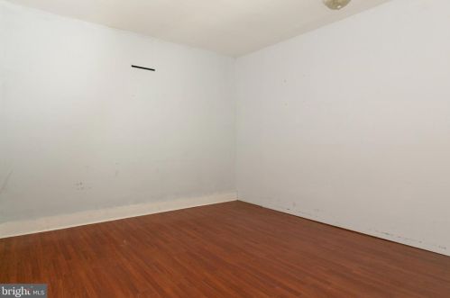 532 4 St, Philadelphia PA 19148-1303 exterior