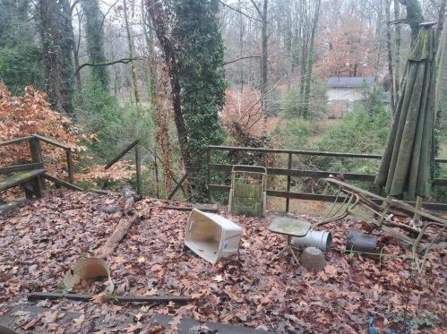 643 Navarre Dr, Stone Mountain, GA 30087-5115