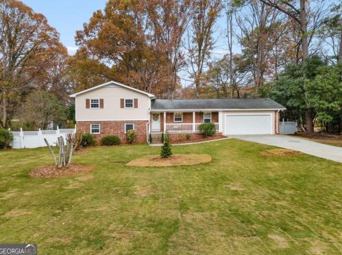 2088 Surrey Trl, Conyers, GA 30013-2216