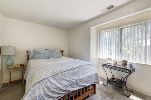 1321 Oak Ridge Dr, Cape Horn, CA 95713-9224