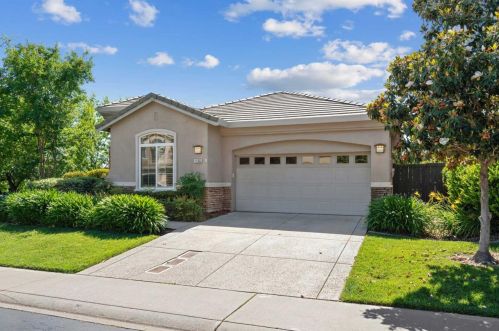 1166 Villagio Dr, Folsom, CA 95762-5527