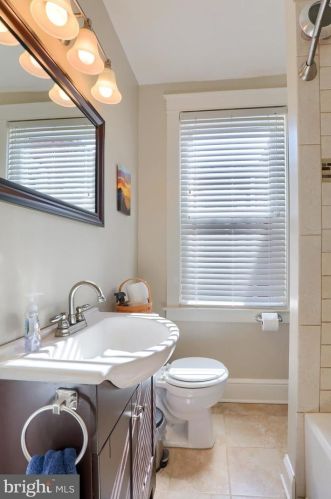 317 Ross St, Lancaster PA  17602-1941 exterior