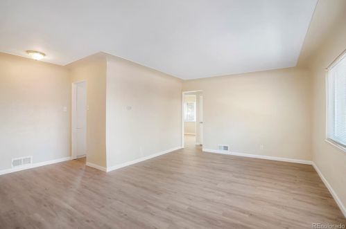 2041 Florence St, Denver, CO 80010-1118