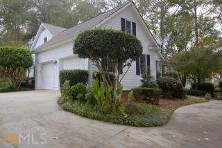 60 Shore Dr, Newnan, GA 30263-5905