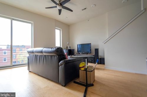 627 Girard Ave, Philadelphia, PA 19125-3408