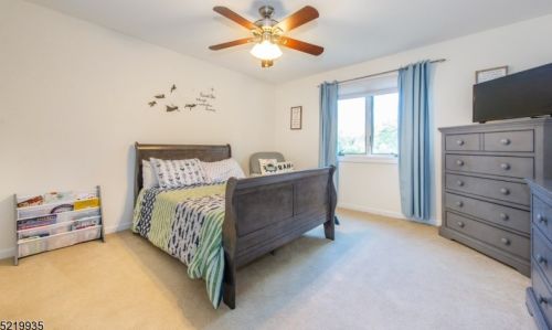 31 Drake Ct, Dover NJ  07869-4851 exterior