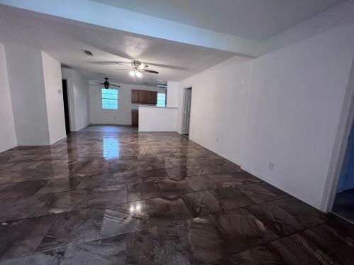 5007 Enchanted Ct, Granbury TX  76048-6591 exterior