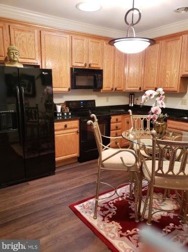 139 Leonard Ln, Harrisburg, PA 17111-4777