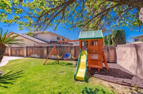 1567 Bridget Ave, Simi Valley CA  93065-3607 exterior