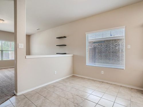 5009 Grayson Rdg Dr, Fort Worth TX  76179 exterior