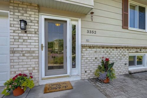 3352 118th Ave, Minneapolis, MN 55433-2716