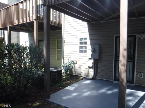 758 Celeste Ln, Atlanta GA  30331-8606 exterior