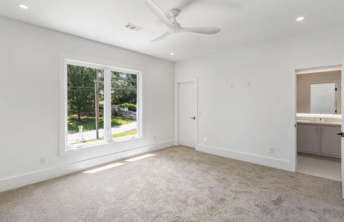 1768 8 St, Atlanta GA  30341-3128 exterior