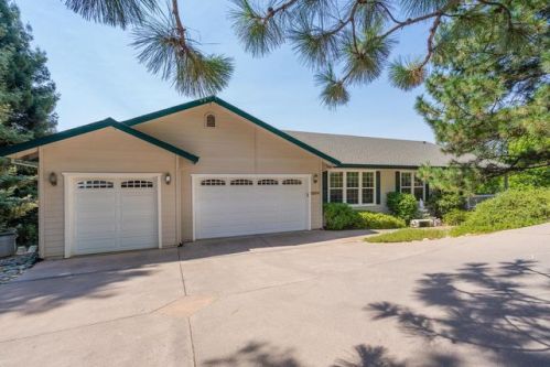3264 Piedmont Dr, Snowline Camp, CA 95709-9582