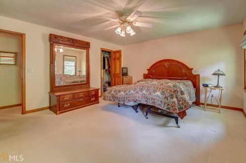 5025 Shore Dr, Conyers GA  30094-4711 exterior