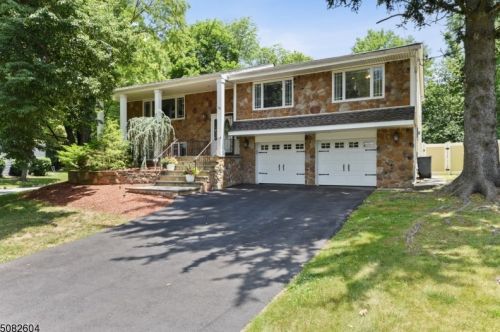 39 Colonial Woods Dr, Town Center, NJ 07052-1614
