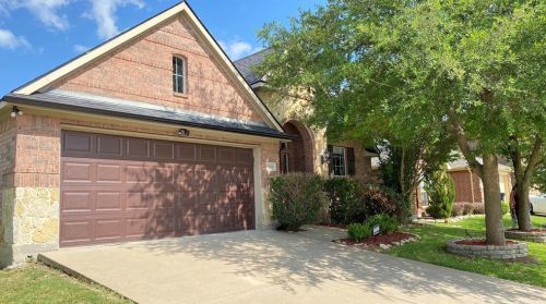 8005 Cedar Lake Ln, Fort Worth, TX 76123-5017