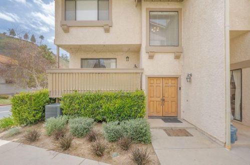 26009 Alizia Canyon Dr, Calabasas, CA 91302-2609