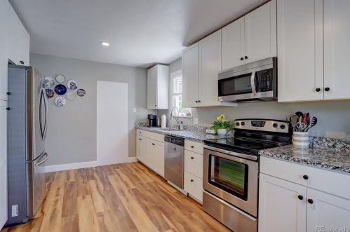 1975 High St, Denver, CO 80210-3313