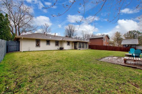 3447 Halifax Ave, Minneapolis, MN 55422-2856
