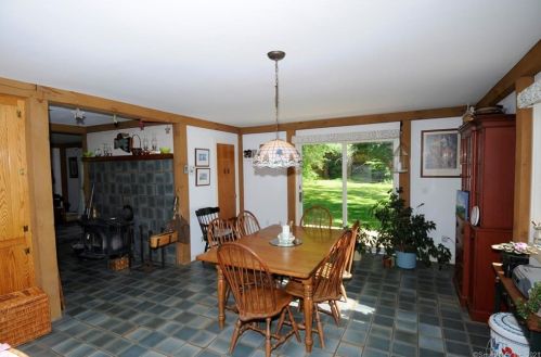 53 Munger Ln, Bethlehem, CT 06751-1704