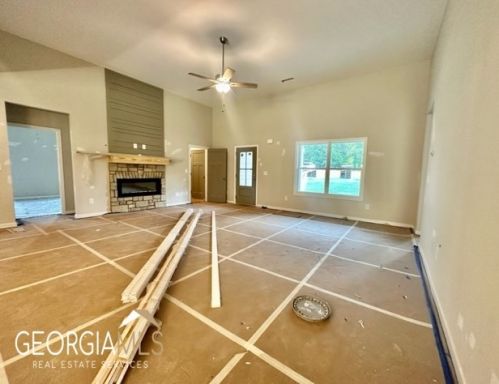 3425 Roanoke Rd, Lagrange, GA 30240-7608