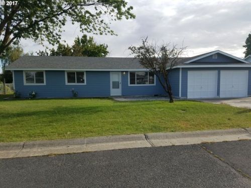 125 Esther Pl, Irrigon, OR 97844-7237