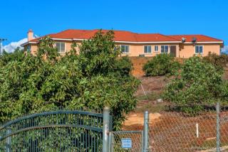32731 Mesa Lilac Rd, Escondido, CA 92026-4402