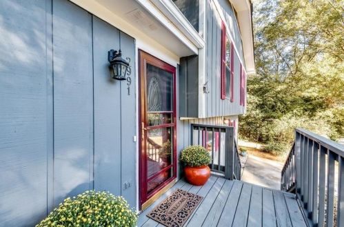 2991 Raintree Dr, Conyers GA  30094-2747 exterior