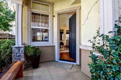 5289 Gilford Ct, Pleasanton, CA 94568-7866