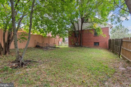 2305 Douglas Ct, Silver Spring MD 20902-4757 exterior