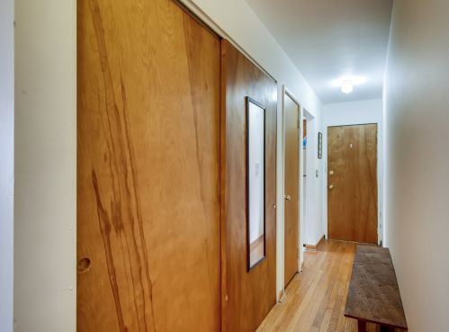 4105 Cullom Ave, Chicago IL  60641-2303 exterior
