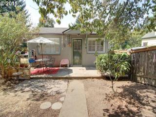 9551 6 St, Portland OR  97202-6427 exterior