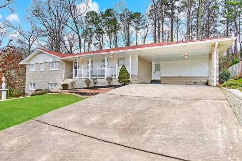 3107 Cherry Blossom Ln, Atlanta GA  30344-3921 exterior