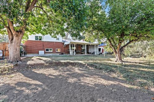 760 Evanston St, Aurora CO 80012-5718 exterior