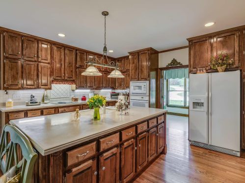 1216 Mill Creek Ln, Stockbridge GA  30281-4879 exterior