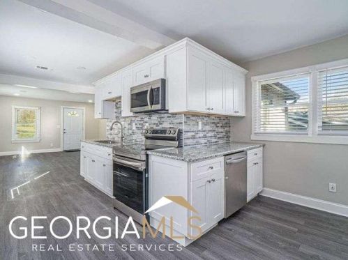 123 Dahlia Ave, Atlanta GA  30314-1207 exterior