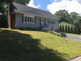 15 Obara Dr, North Windham, CT 06280-1117